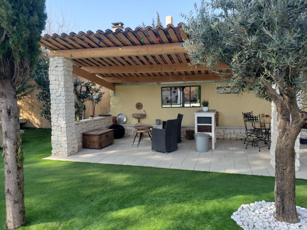 La Maison 1440 LʼIsle-sur-la-Sorgue Εξωτερικό φωτογραφία
